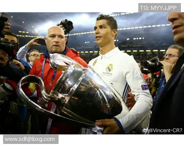 蚌埠足球明星的传奇故事揭晓他在绿茵场上的辉煌成就与人生历程